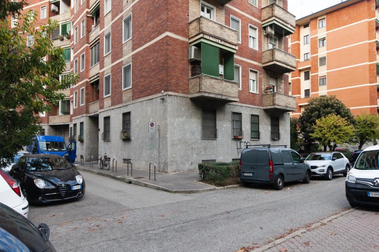 Youhosty - Del Castagno 2 Milan Exterior photo